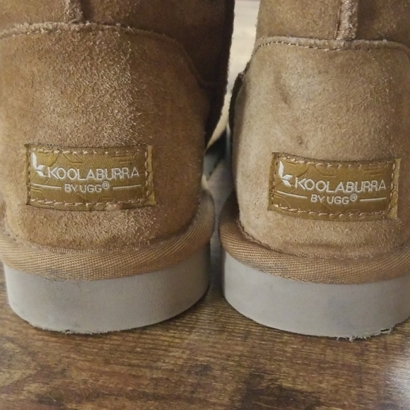 Boots - Picture 3 of 3